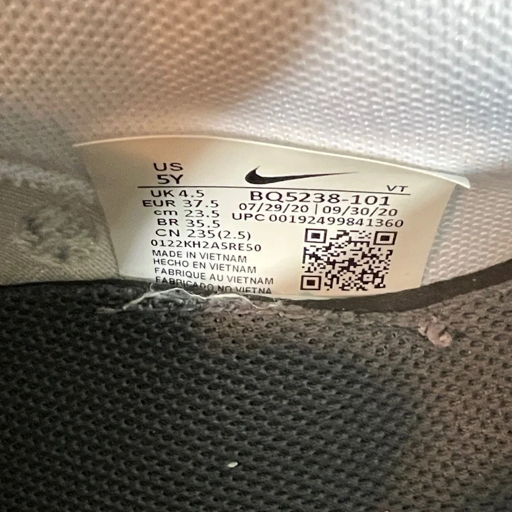Nike White and Silver VaporMax Flyknit Shoes